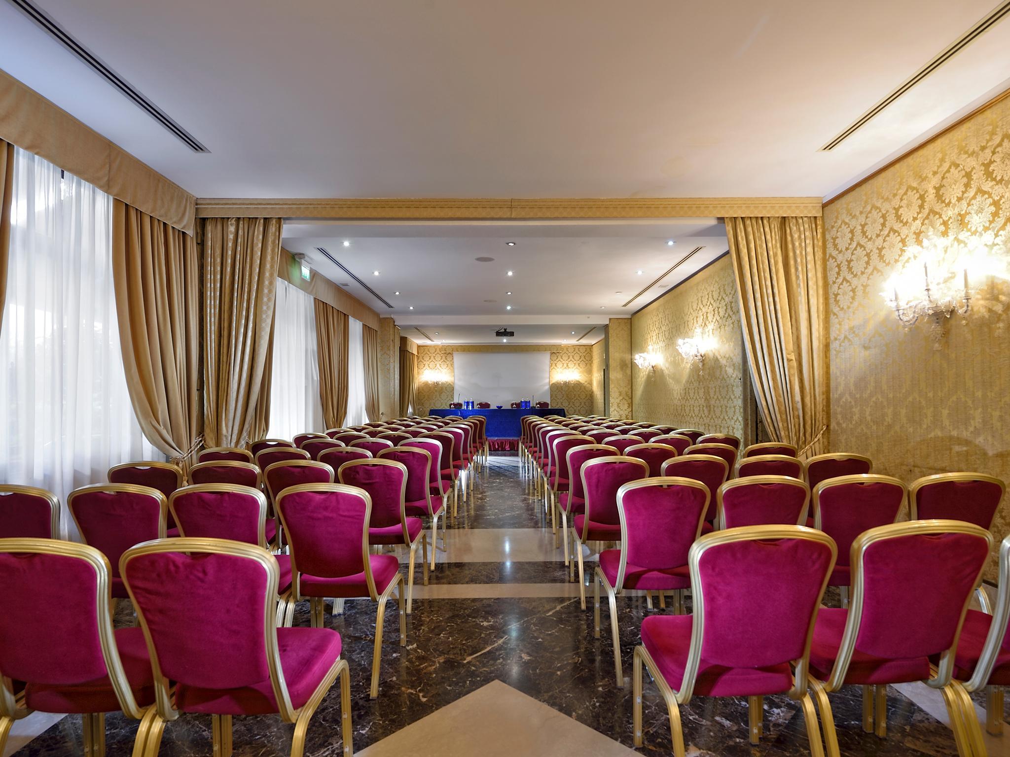Hotel Amadeus Venice Exterior photo